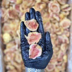 پر هلو دستچین در بازرگانی براتی