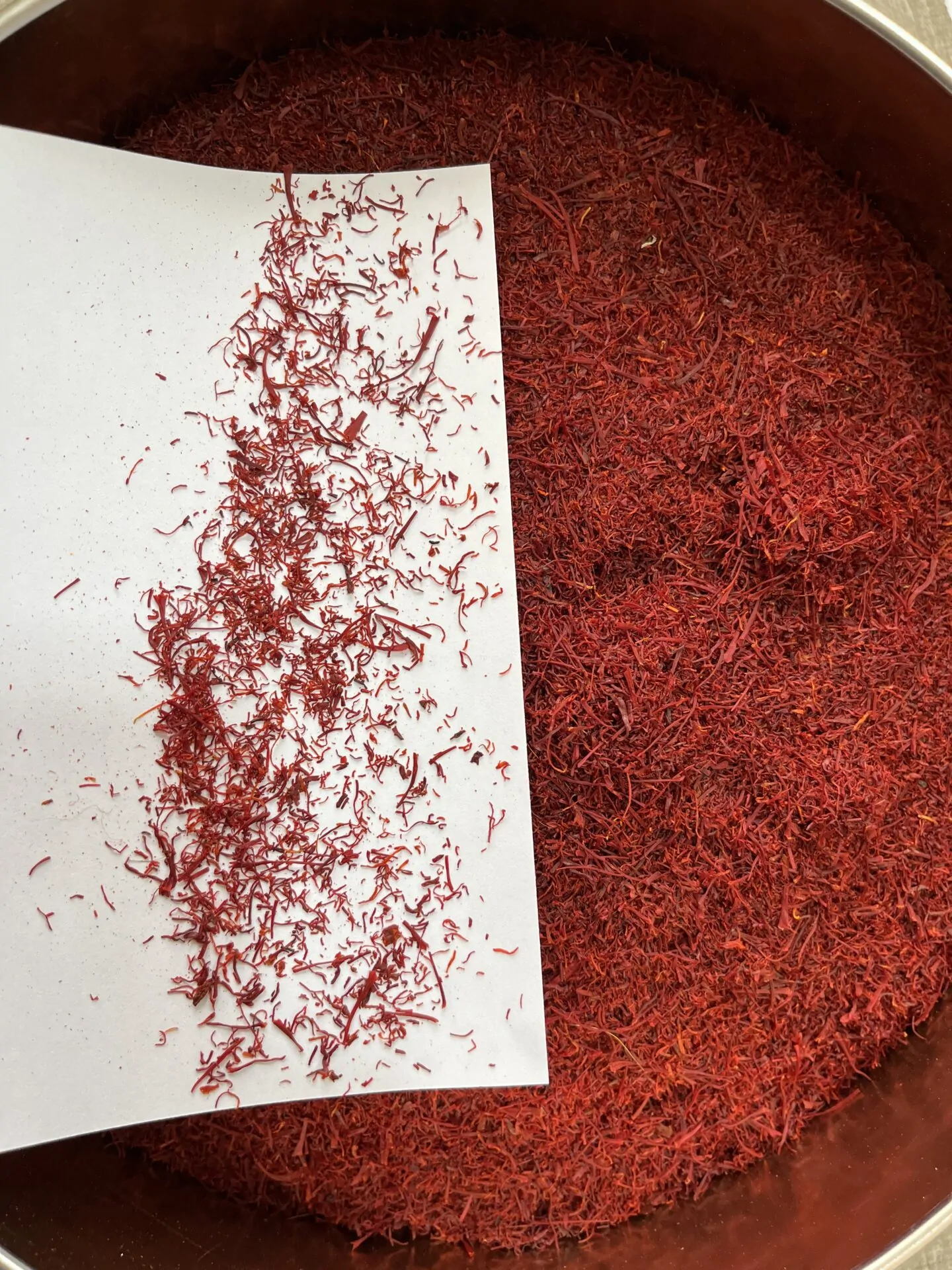 نرمه زعفران در بازرگانی براتی